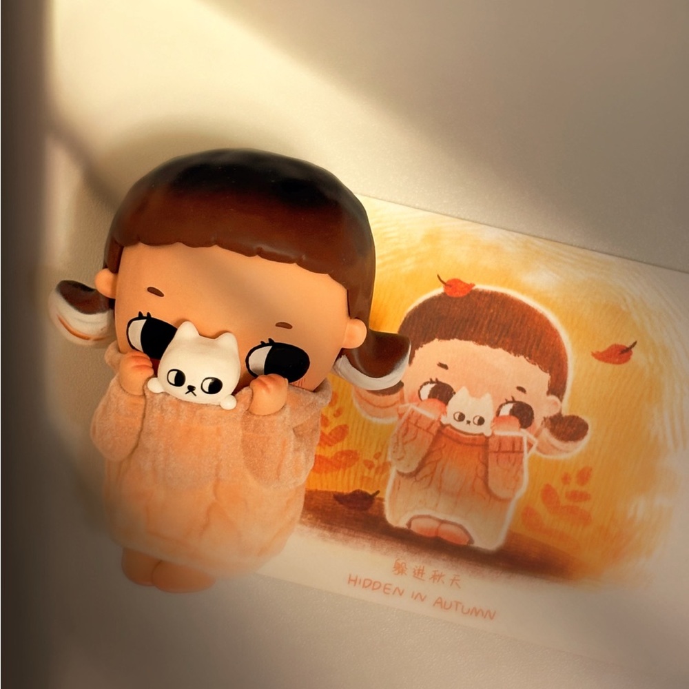 POP MART Nyota I Am The Seasons Series - Hidden in Autumn 躲进秋天 Sealed Bag